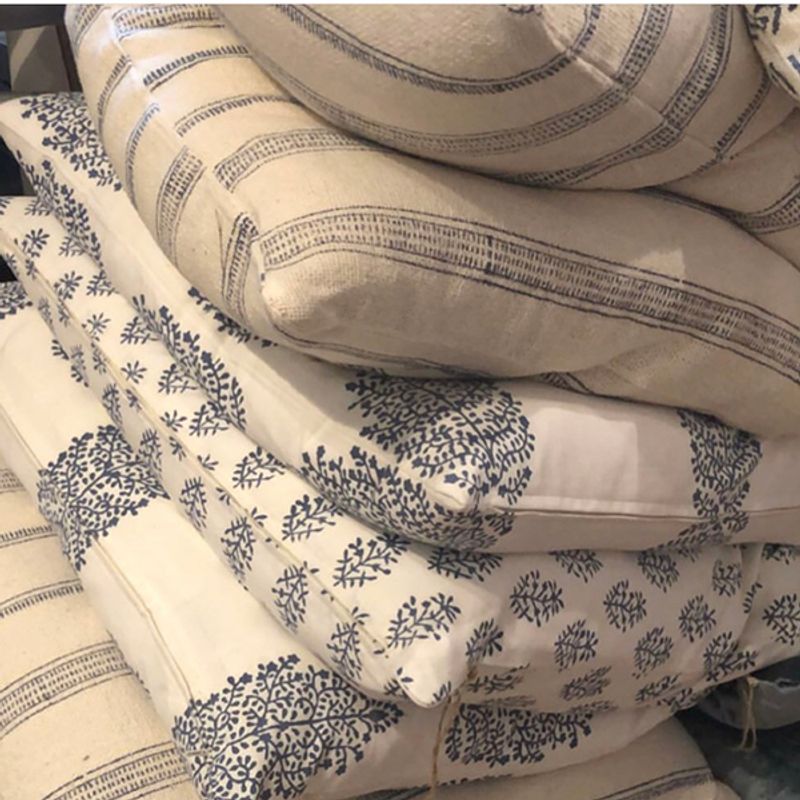 cushion cover Blue paisley