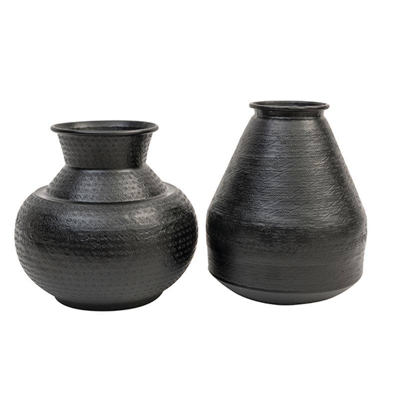 Vase Leaf hammered mat black