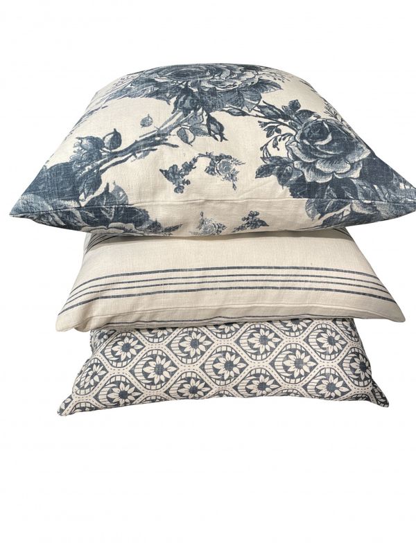 Cushion Cover Rose Foggy Blue