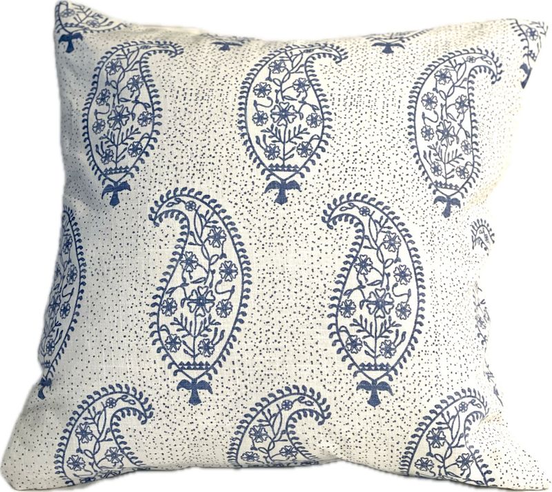 Cushion Cover Blue Paisley w/dots