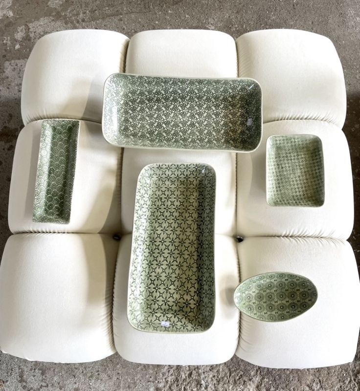 Pebble Olive Dish Mixed Pattern Dark Green